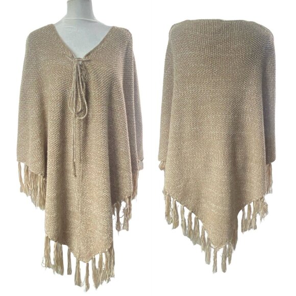 TORRID Women V Neck Poncho Sz S/M Tan Sweater Fringe Hem Cozy Casual 77-38 - Picture 1 of 12